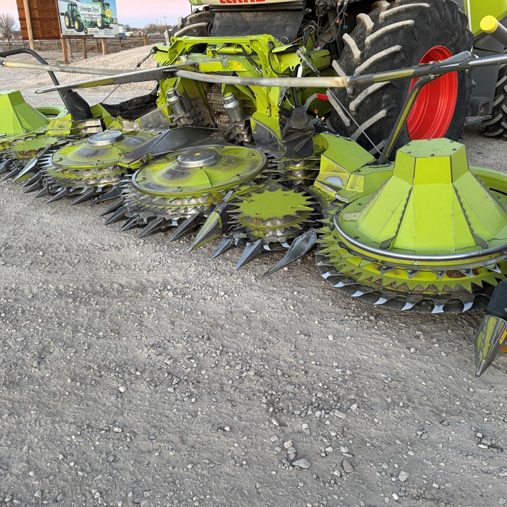 #2054 • Class Orbis 750 Corn Head