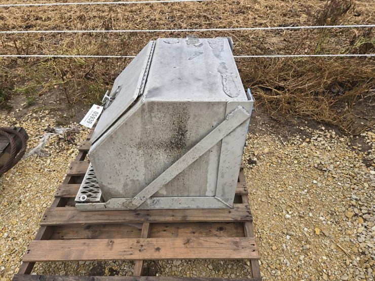 #5939-•-24"-frame-aluminum-step-box-image-2