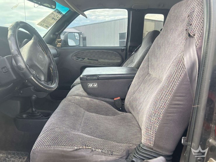 1999-dodge-ram-1500-image-16