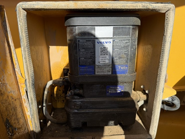 2020-volvo-a45g-image-28