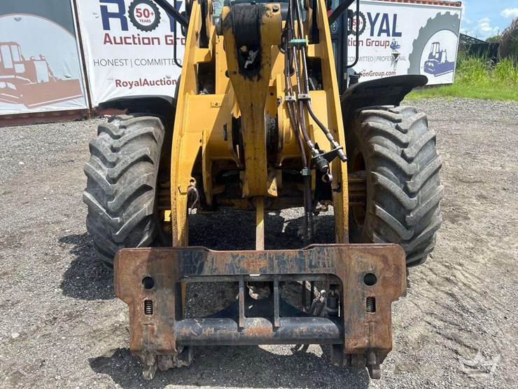 2022-caterpillar-906m-image-21