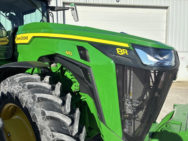 2024-john-deere-8r-410-image-18