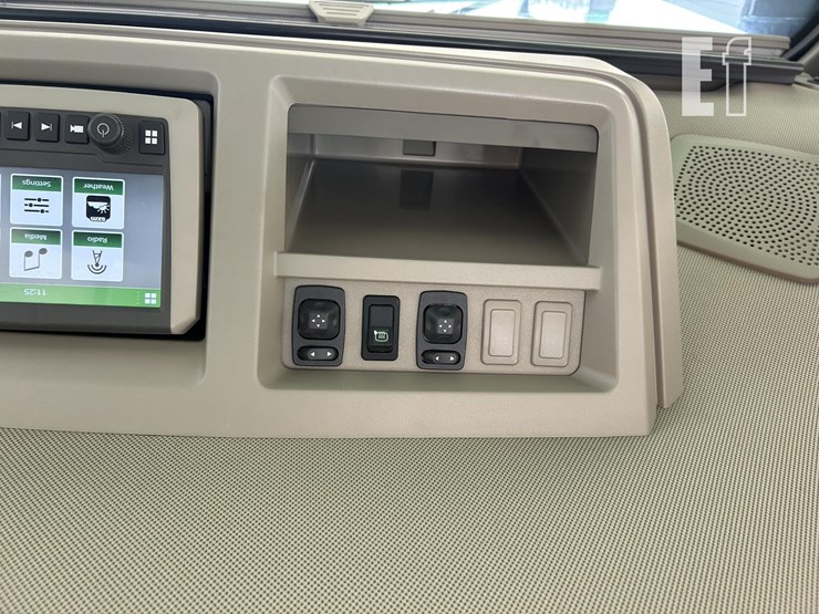 2023-john-deere-9rx-590-image-80