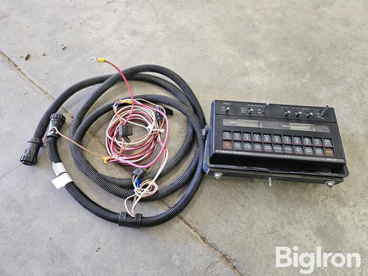 raven-scs440-sprayer-control-w/-wiring-harness-image-7