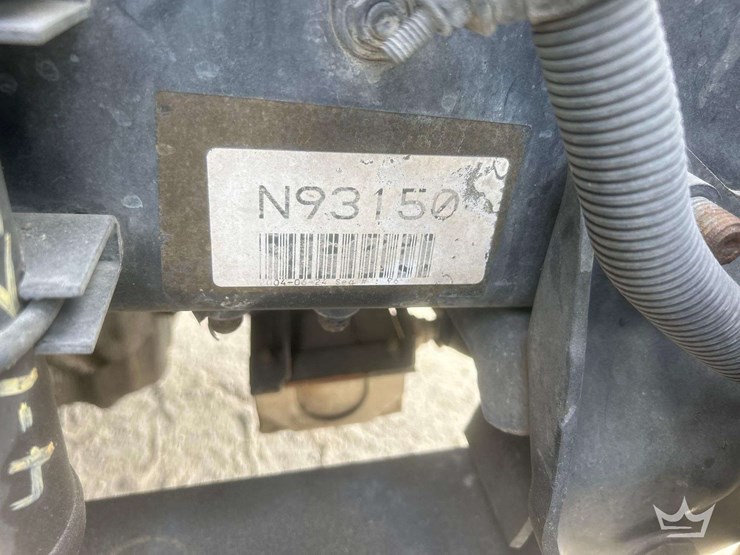 2005-freightliner-m2-106-image-11