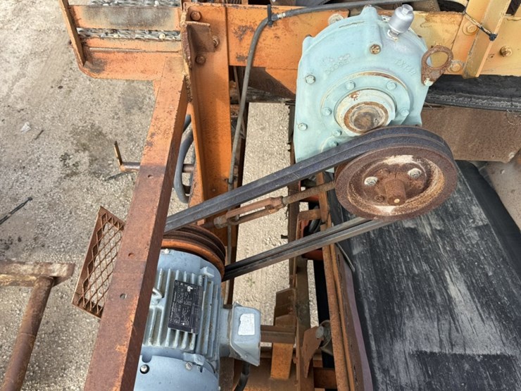 cedarapids-5x16-image-73