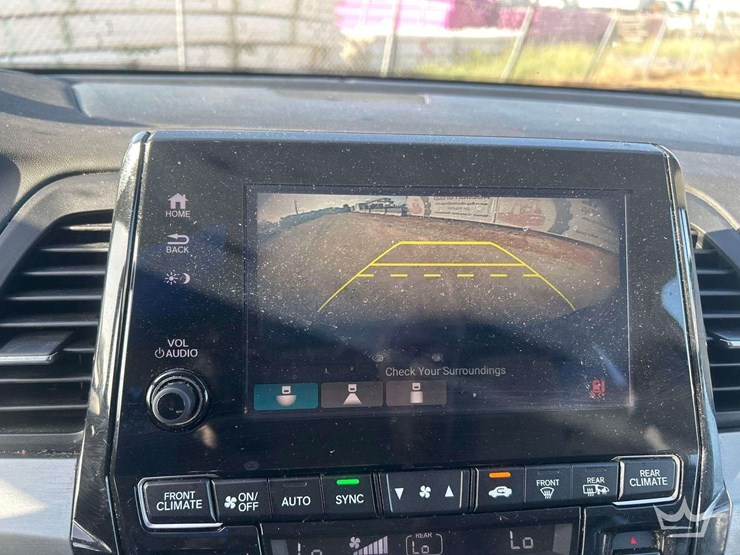 2018-honda-odyssey-image-17