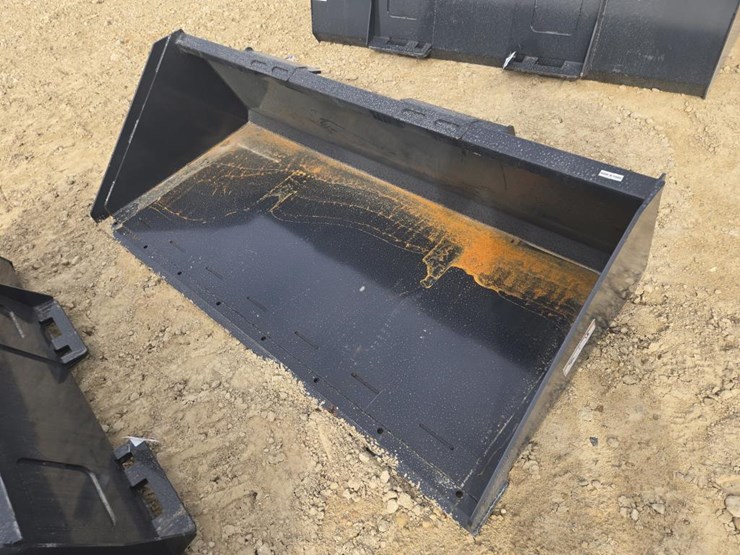 #5999-•-new-wolverine-track-duty-78"-bucket-lpb-11-78w-image-2