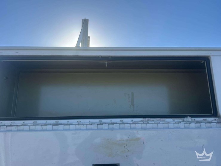 2012-ford-f550-image-28