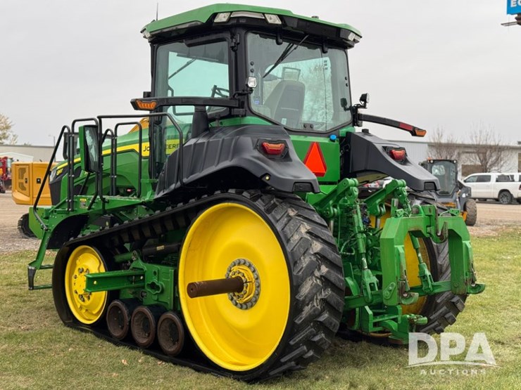 2022-john-deere-8rt-370-image-4