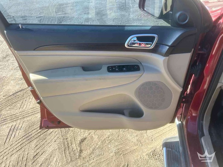 2014-jeep-grand-cherokee-image-18