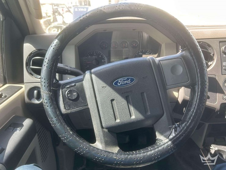 2009-ford-f250-image-15