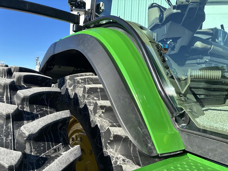 2024-john-deere-8r-410-image-23