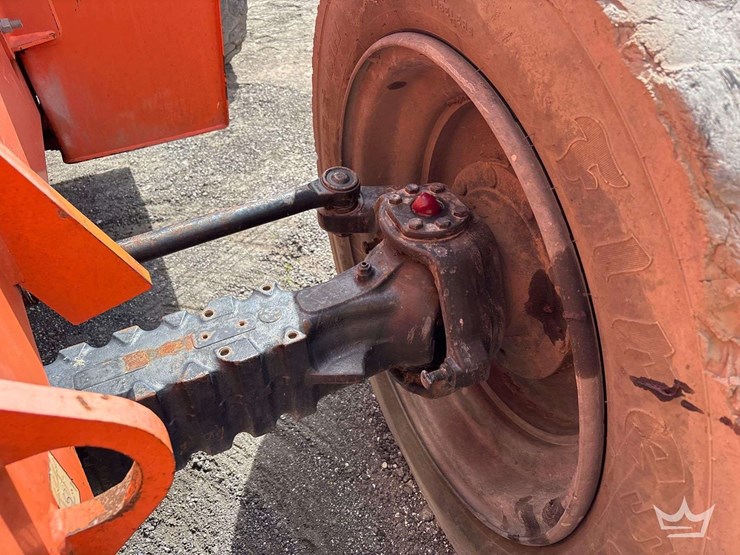 2017-sky-trak-6036-image-30