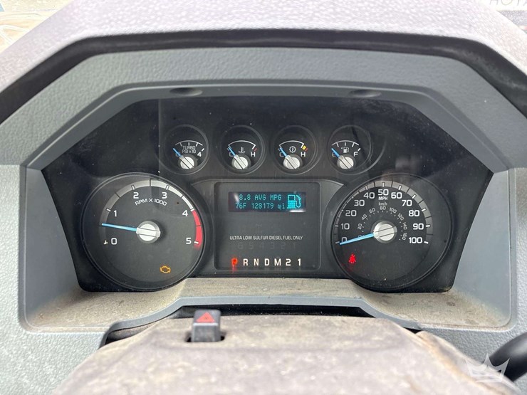 2012-ford-f550-image-9