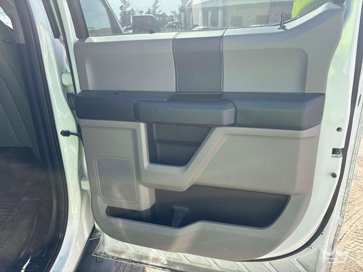 2018-ford-f150-image-23