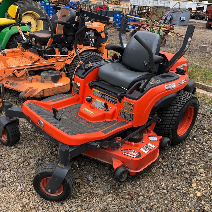 KUBOTA ZG222