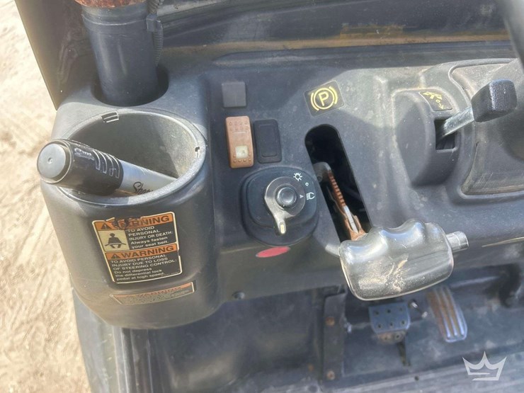 2019-kubota-rtvx1140-image-6