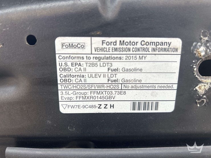 2015-ford-explorer-image-40