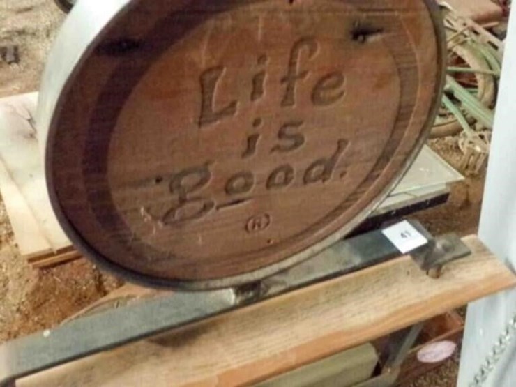 signs,-wash-board,-wood-frame,-glass-doors-image-2