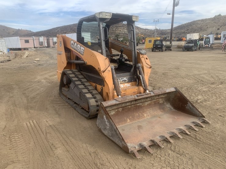 2011-case-tr270-image-2