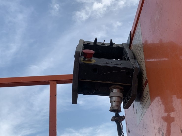 2018-jlg-3246es-image-7