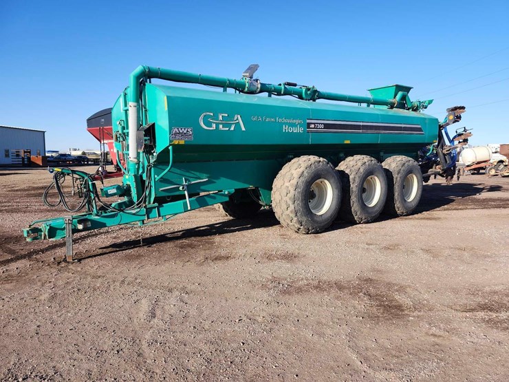 2013-gea-houle-7300-manure-tanker-image-2