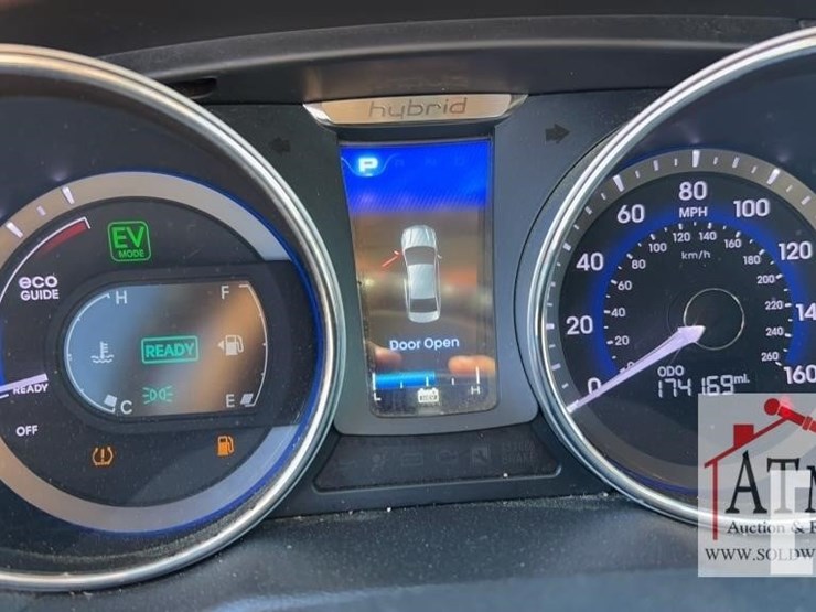 2015-hyundai-sonata-image-12