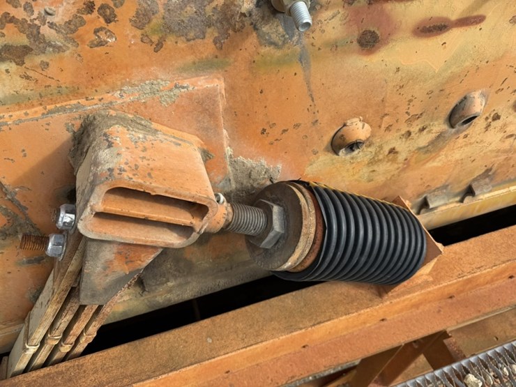 cedarapids-5x16-image-81