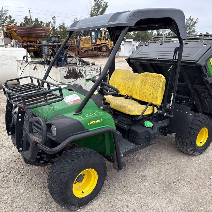 2021 JOHN DEERE GATOR