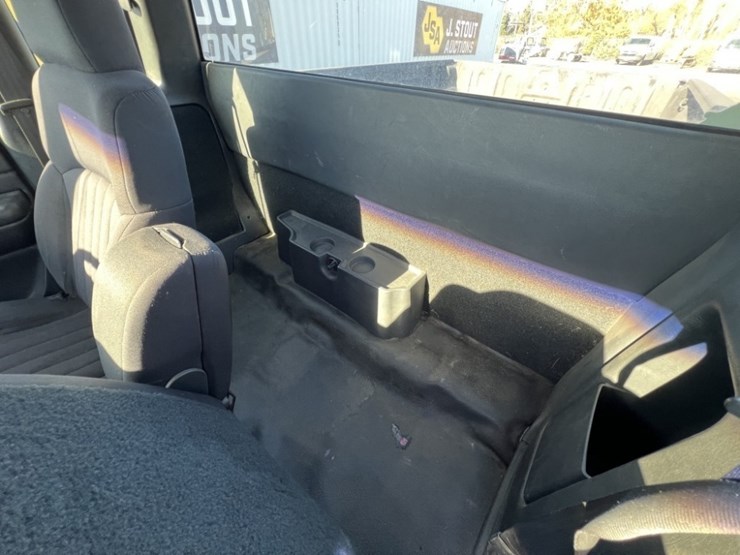 2003-chevrolet-s10-image-22