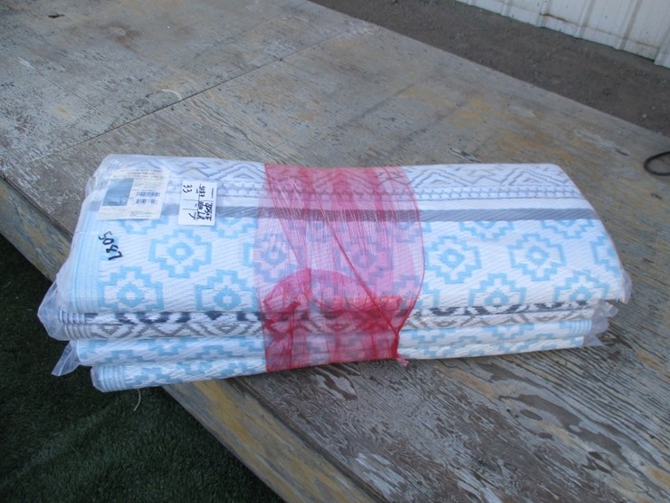 lot-of-new-unused-6'-x-9'-outdoor-rug/mats,-image-1