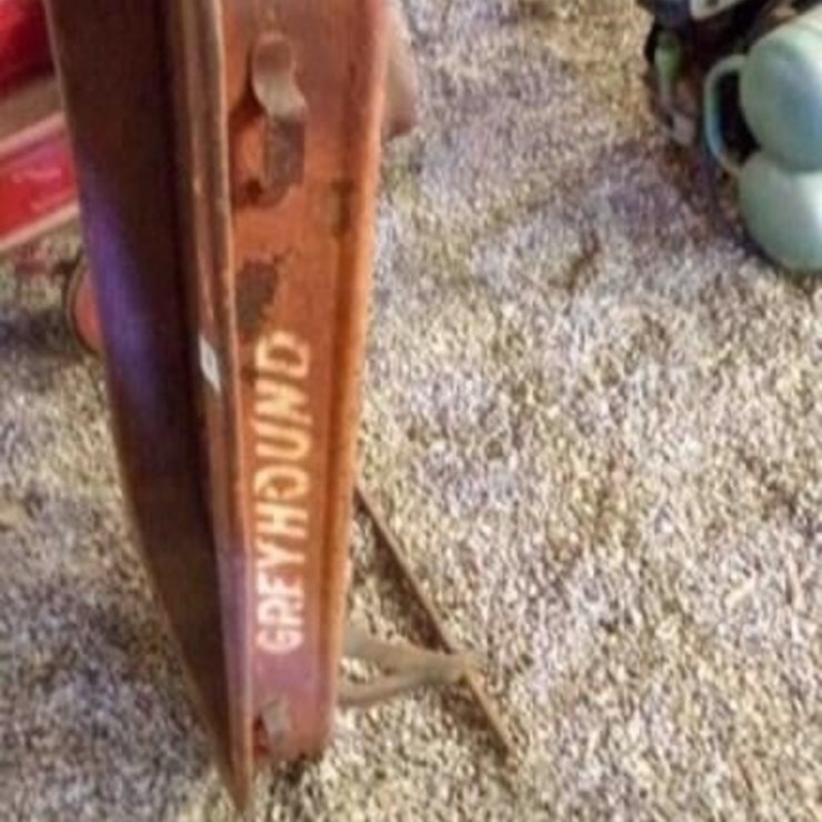 Greyhound Wagon Piece