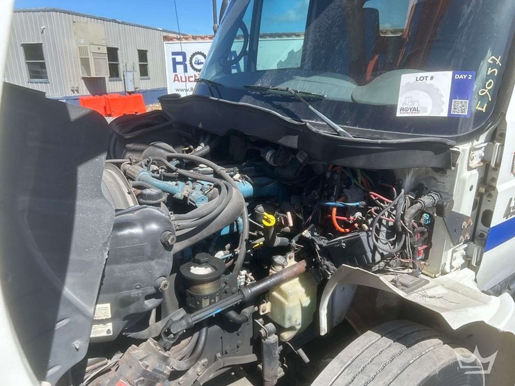 2006-international-durastar-4300-image-69