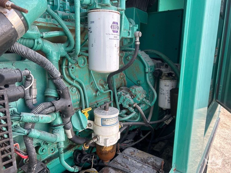 2013-cummins-dsgab-125kw-standby-diesel-generator-image-15