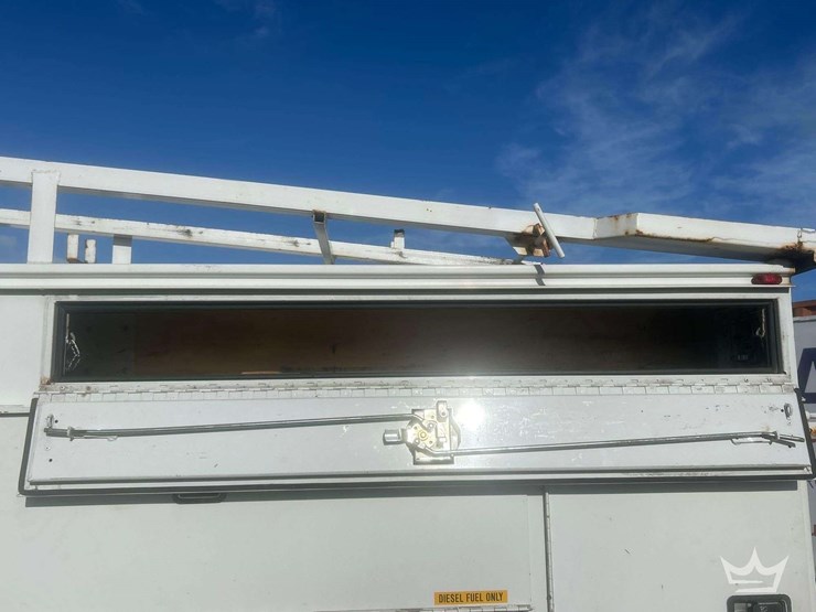 2012-ford-f550-image-22