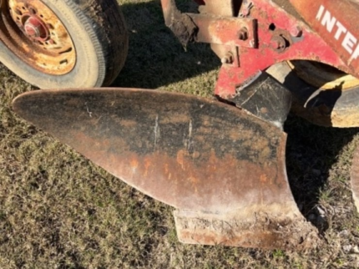 international-510-image-8