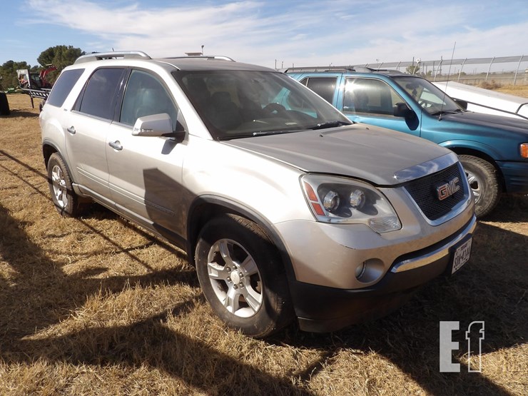 2008-gmc-acadia-image-2