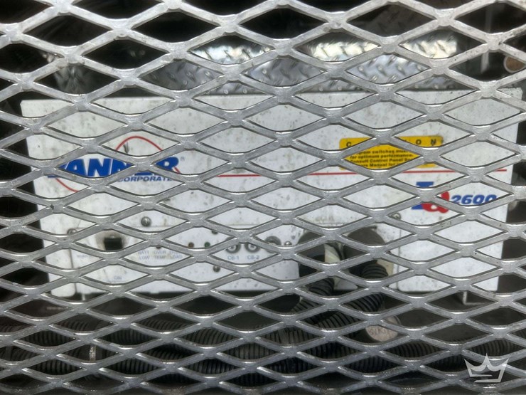 2003-freightliner-fl60-image-25