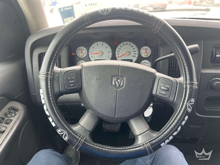 2004-dodge-ram-1500-image-12