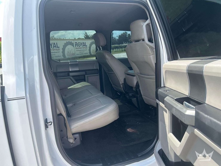 2016-ford-f150-image-24