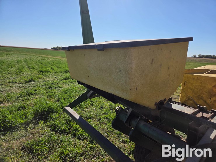 john-deere-7000-image-12