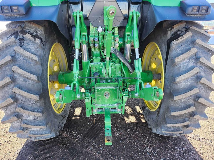 2023-john-deere-6155m-image-13