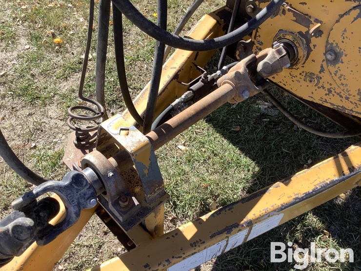 2003-haybuster-2650-image-10