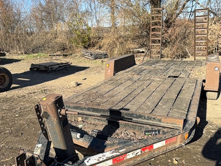 78”-x-18.6’-contrail-tandem-axle-trailer-w/-flip-up-ramps,-pinnel-hitch,-**title**-image-1