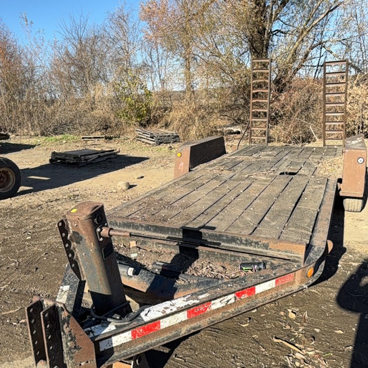 78” x 18.6’ CONTRAIL Tandem Axle Trailer w/ Flip Up Ramps, Pinnel Hitch, **Title**