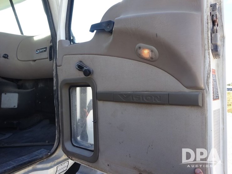 2004-mack-vision-dry-tender-truck-(pz14165,-unit-17539)-image-91