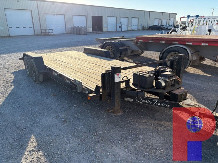 2017-quality-trailers-20'-x-82"-image-1