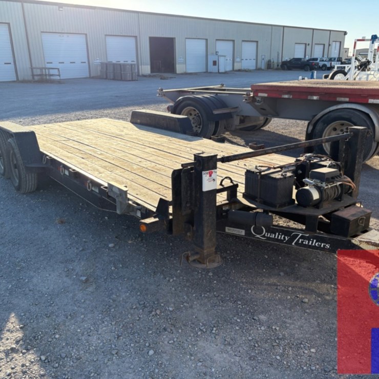 2017 QUALITY TRAILERS 20' X 82"