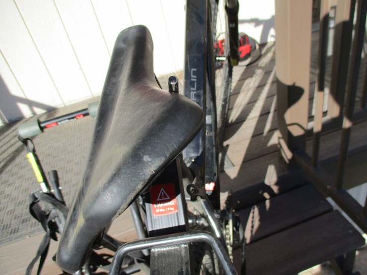 trek-29"-marlin-mountain-bike,-image-5